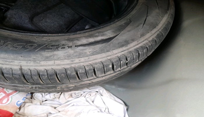 2021 Hyundai Verna SX 1.5 CRDI, Diesel, Manual, 84,994 km, tyre