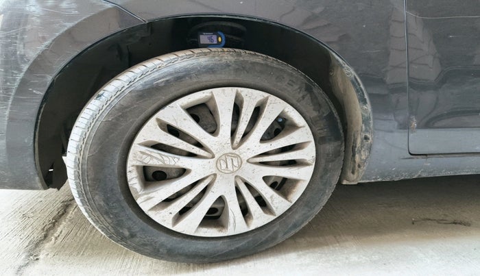 2012 Maruti Ertiga VXI, Petrol, Manual, 60,095 km, tyre