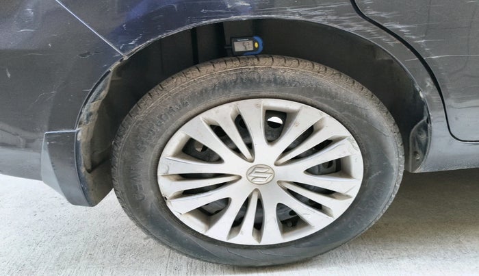 2012 Maruti Ertiga VXI, Petrol, Manual, 60,095 km, tyre