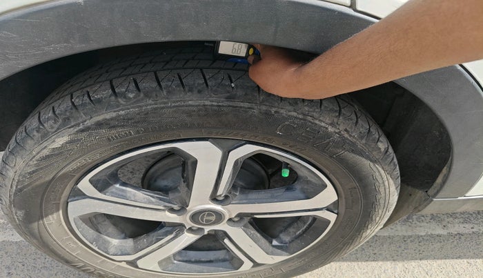 2023 Tata NEXON XZA PLUS LUXURY SUNROOF PETROL, Petrol, Automatic, 1,36,875 km, tyre