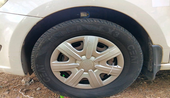 2012 Skoda Rapid AMBITION 1.6 TDI CR MT PLUS, Diesel, Manual, 2,63,855 km, tyre