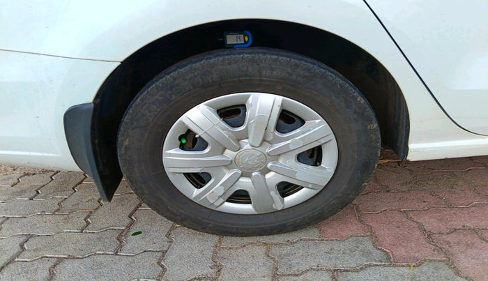 2012 Skoda Rapid AMBITION 1.6 TDI CR MT PLUS, Diesel, Manual, 2,63,855 km, tyre