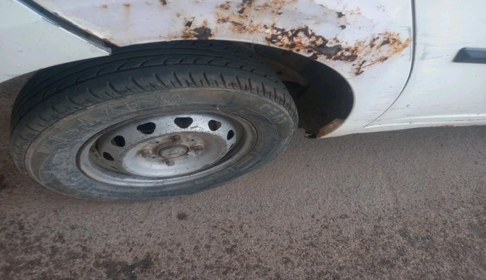 2012 Tata Indica Vista LS TDI, Diesel, Manual, 84,339 km, tyre