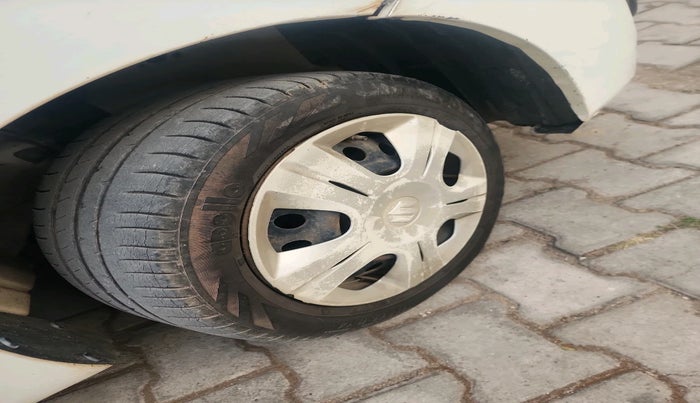 2014 Maruti Wagon R 1.0 VXI, Petrol, Manual, 73,184 km, tyre