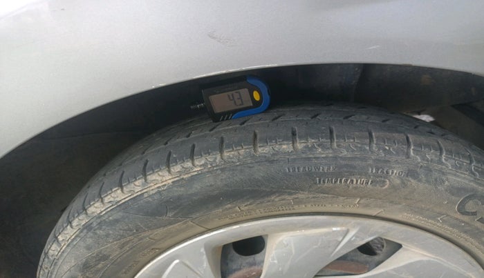 2019 Hyundai NEW SANTRO SPORTZ CNG, CNG, Manual, 1,07,234 km, tyre