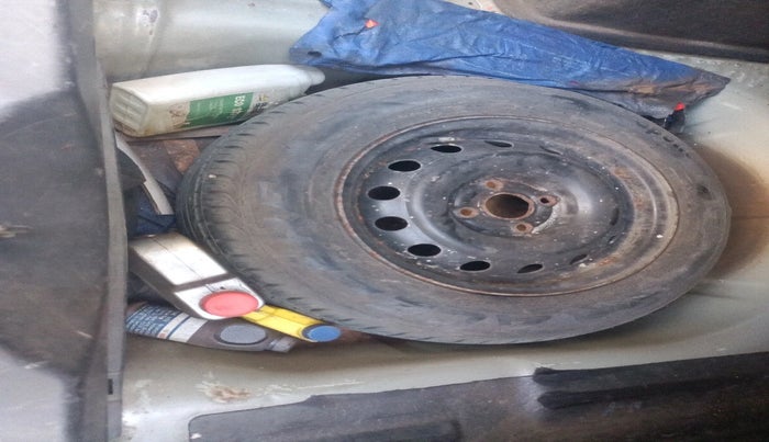 2013 Chevrolet Sail UVA 1.3 LS, Diesel, Manual, 1,62,742 km, tyre