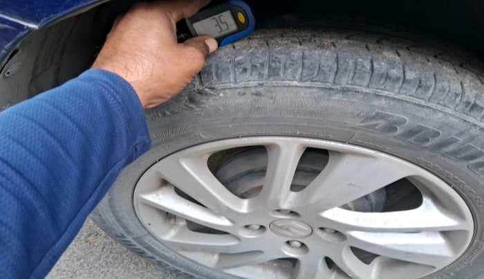 2012 Maruti Swift ZXI, Petrol, Manual, 99,231 km, tyre