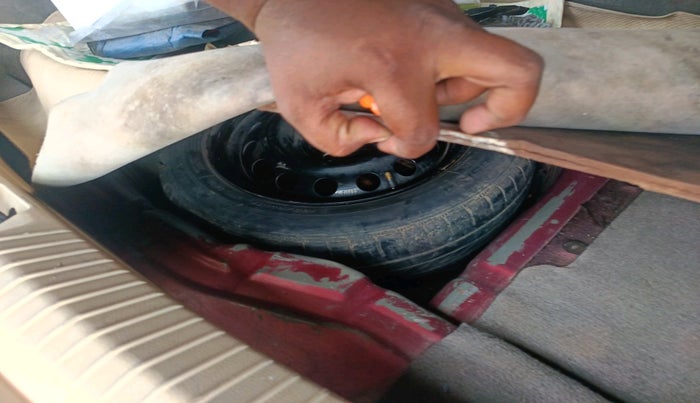 2017 Ford Figo Aspire TITANIUM1.5 DIESEL, Diesel, Manual, 1,72,788 km, tyre