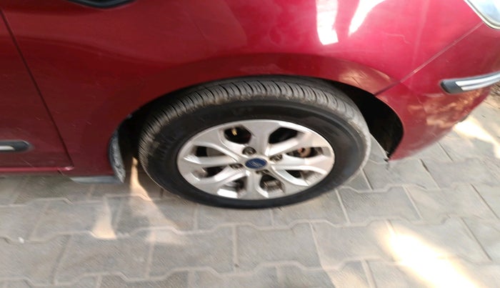 2017 Ford Figo Aspire TITANIUM1.5 DIESEL, Diesel, Manual, 1,72,788 km, tyre