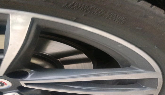 2024 BMW 6 Series GT 630i M Sport Signature, Petrol, Automatic, 22,069 km, tyre