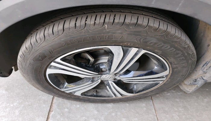 2024 MG ASTOR Sharp Pro 1.5 CVT (Ivory), Petrol, Automatic, 4,133 km, tyre