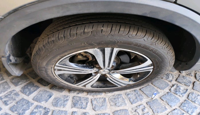 2024 MG ASTOR Sharp Pro 1.5 CVT (Ivory), Petrol, Automatic, 4,133 km, tyre