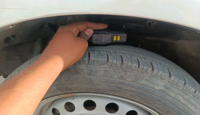 2016 Maruti Swift LDI, Diesel, Manual, 93,460 km, tyre