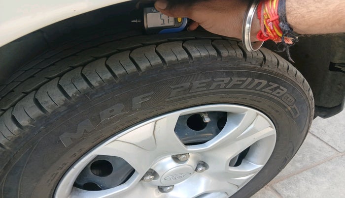 2016 Ford Ecosport TREND 1.5L DIESEL, Diesel, Manual, 94,960 km, tyre