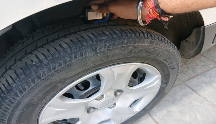 2016 Ford Ecosport TREND 1.5L DIESEL, Diesel, Manual, 94,960 km, tyre