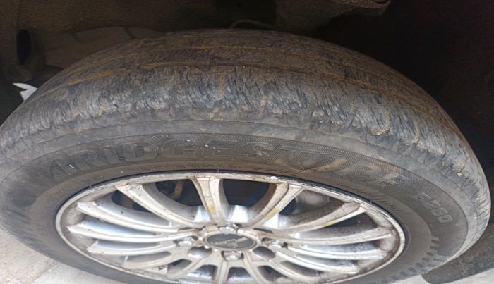 2008 Hyundai Santro Xing GLS, Petrol, Manual, 68,268 km, tyre