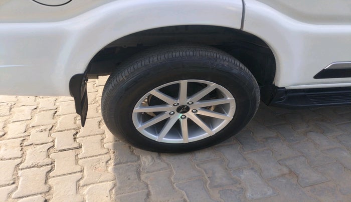 2024 Mahindra SCORPIO CLASSIC S11 7STR, Diesel, Manual, 39,293 km, tyre