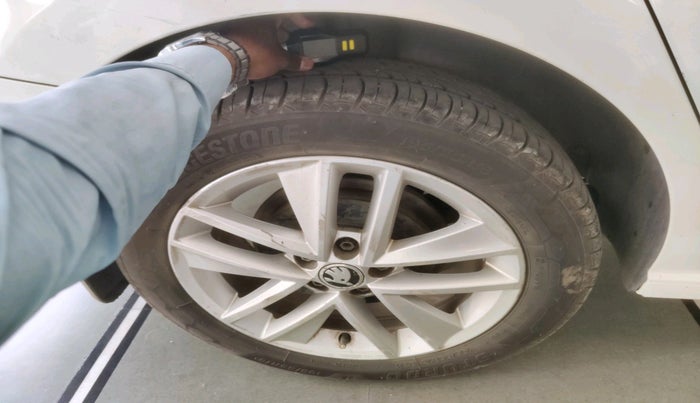 2017 Skoda Rapid STYLE 1.5 TDI AT, Diesel, Automatic, 69,199 km, tyre