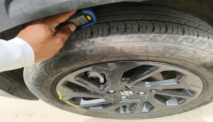 2025 Maruti FRONX DELTA PLUS 1.2MT, Petrol, Manual, 24,253 km, tyre