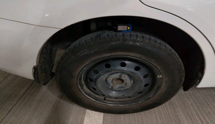 2018 Maruti Dzire VDI, Diesel, Manual, 96,655 km, tyre