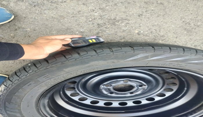 2017 Hyundai Creta SX PLUS AT 1.6 PETROL, Petrol, Automatic, 75,827 km, tyre