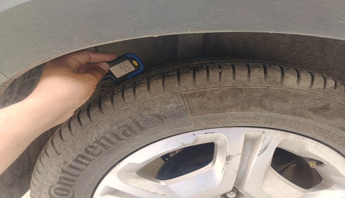 2021 KIA SONET HTX 1.0 IMT, Petrol, Manual, 1,03,146 km, tyre