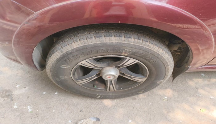 2011 Tata Aria PLEASURE 4X2, Diesel, Manual, 79,847 km, tyre