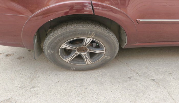 2011 Tata Aria PLEASURE 4X2, Diesel, Manual, 79,847 km, tyre