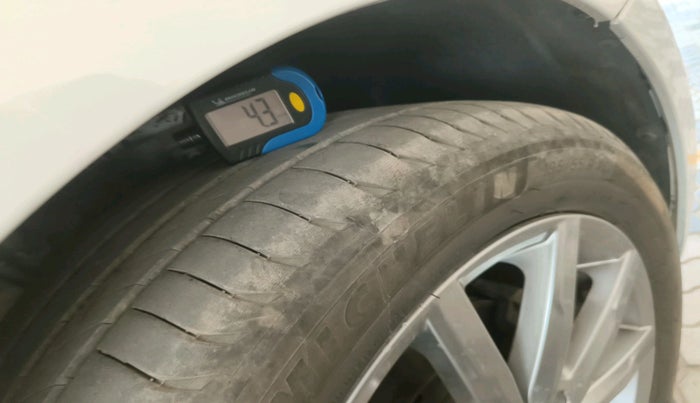 2018 Volkswagen Polo GT TSI AT, Petrol, Automatic, 1,42,891 km, tyre