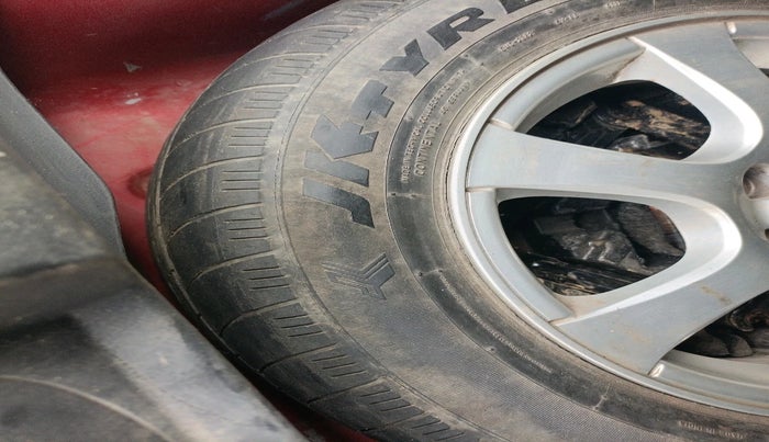 2009 Chevrolet Cruze LTZ, Diesel, Manual, 77,063 km, tyre