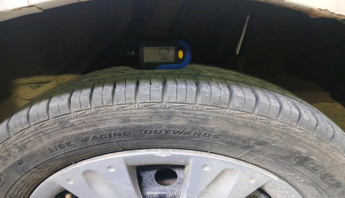 2015 Honda Amaze 1.2L I-VTEC S, Petrol, Manual, 56,648 km, tyre