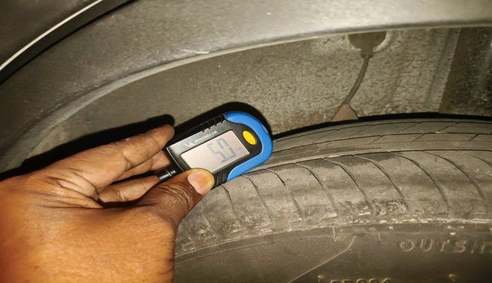 2025 Hyundai EXTER SX Tech 1.2 Petrol AMT, Petrol, Automatic, 2,417 km, tyre