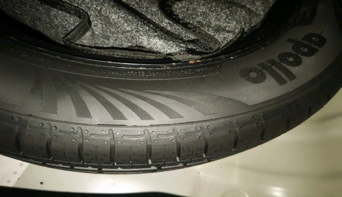 2025 Hyundai EXTER SX Tech 1.2 Petrol AMT, Petrol, Automatic, 2,417 km, tyre