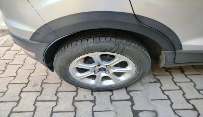 2019 Ford Ecosport TITANIUM + 1.5L PETROL AT, Petrol, Automatic, 1,05,613 km, tyre