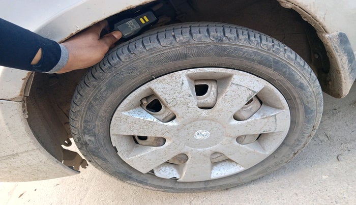 2011 Maruti Alto K10 LXI, CNG, Manual, 89,494 km, tyre