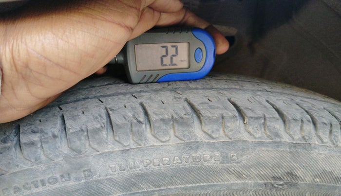 2020 Maruti Swift VXI AMT, Petrol, Automatic, 60,485 km, tyre