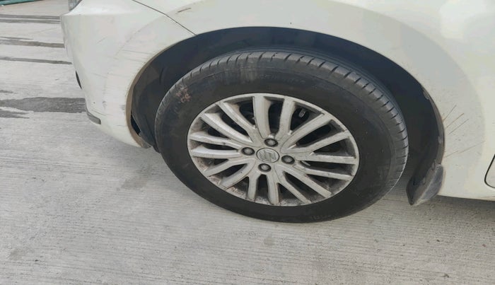 2018 Maruti Dzire ZXI AMT, Petrol, Automatic, 37,171 km, tyre