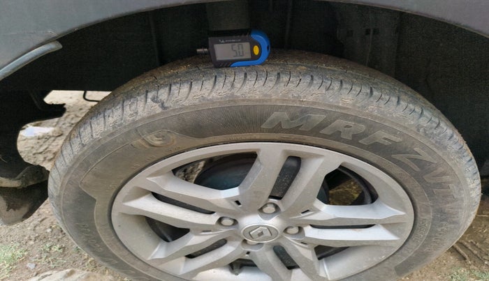 2022 Renault TRIBER RXZ, Petrol, Manual, 25,500 km, tyre