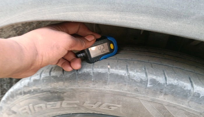 2022 Hyundai Creta EX 1.5 PETROL, Petrol, Manual, 28,056 km, tyre