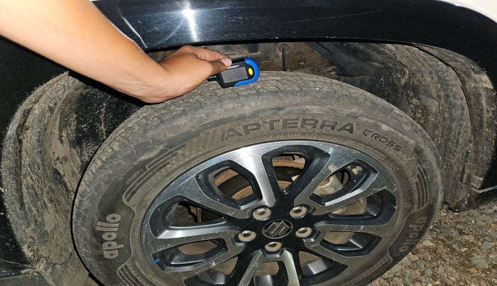 2023 Maruti Grand Vitara ZETA PLUS HYBRID ECVT DUAL TONE, Hybrid, Automatic, 84,988 km, tyre