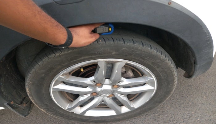 2022 Renault TRIBER RXZ, Petrol, Manual, 50,720 km, tyre