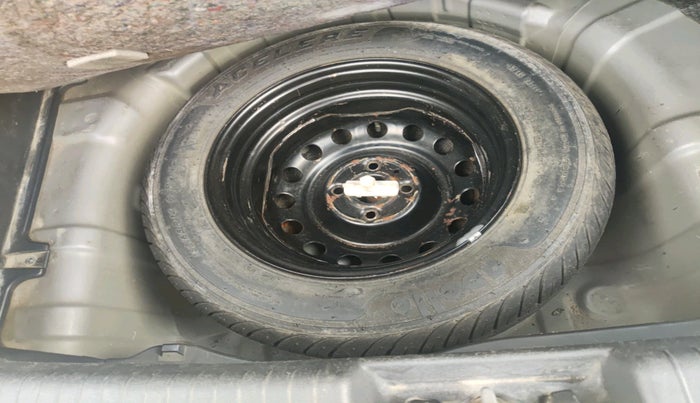 2012 Hyundai i20 SPORTZ 1.2, Petrol, Manual, 98,001 km, tyre