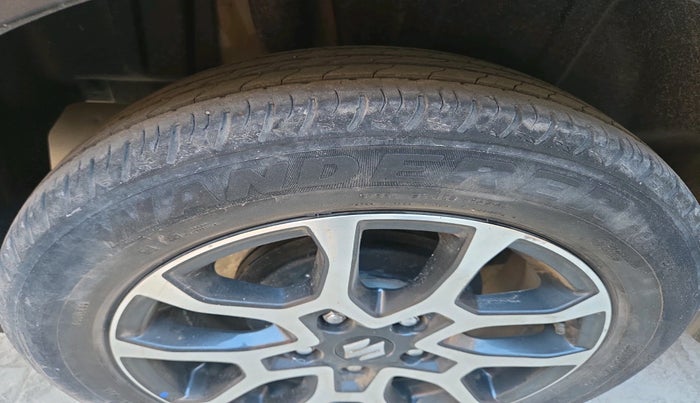 2023 Maruti XL6 ZETA AT, Petrol, Automatic, 80,934 km, tyre