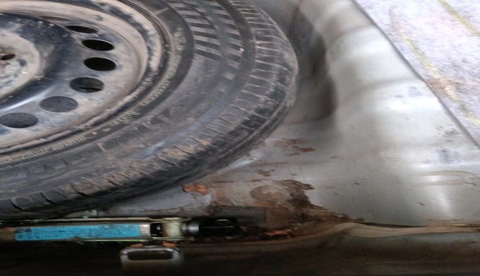 2016 Hyundai Grand i10 SPORTZ 1.1 CRDI, Diesel, Manual, 1,59,659 km, tyre