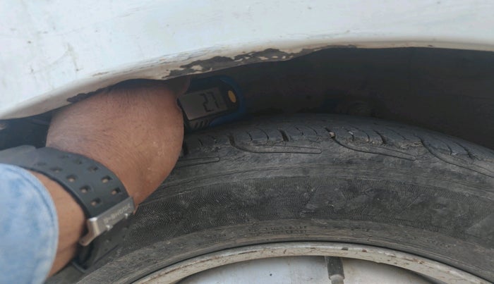 2011 Chevrolet Spark LS 1.0, Petrol, Manual, 84,610 km, tyre