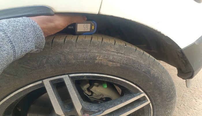 2019 Ford Ecosport TITANIUM 1.5L SPORTS(SUNROOF) DIESEL, Diesel, Manual, 66,596 km, tyre