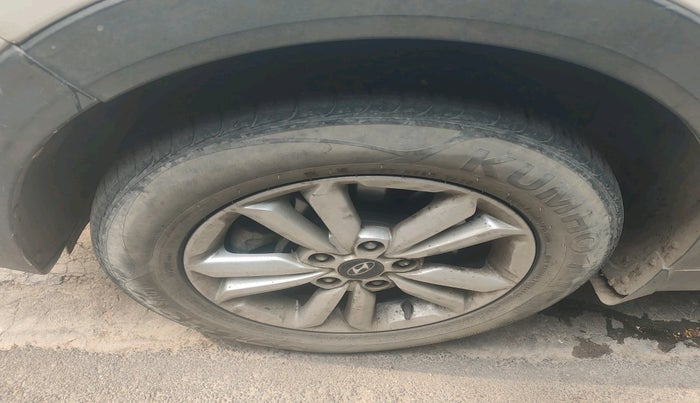 2017 Hyundai Creta SX PLUS 1.6 PETROL, Petrol, Manual, 51,434 km, tyre