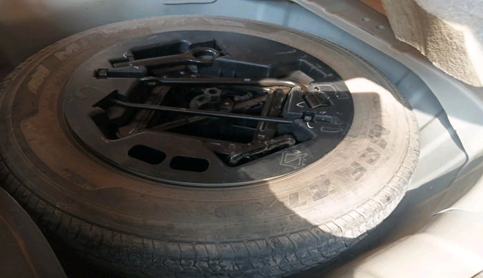 2011 Hyundai i10 SPORTZ 1.2, Petrol, Manual, 64,115 km, tyre