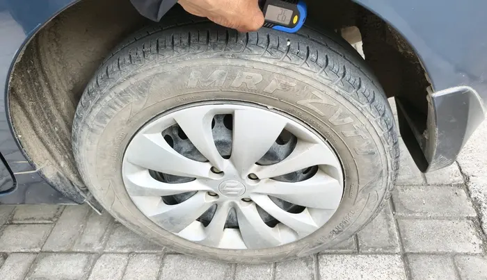 2017 Maruti Baleno DELTA PETROL 1.2, Petrol, Manual, 28,425 km, tyre
