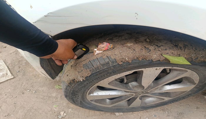 2015 Hyundai Elite i20 ASTA 1.2, Petrol, Manual, 91,519 km, tyre